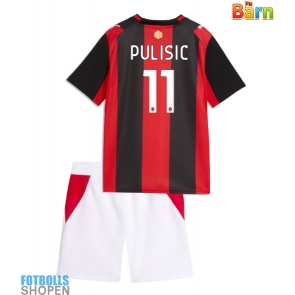 Billiga AC Milan Christian Pulisic #11 Hemmatröja Barn 2026-27 Kortärmad (+ Korta byxor)